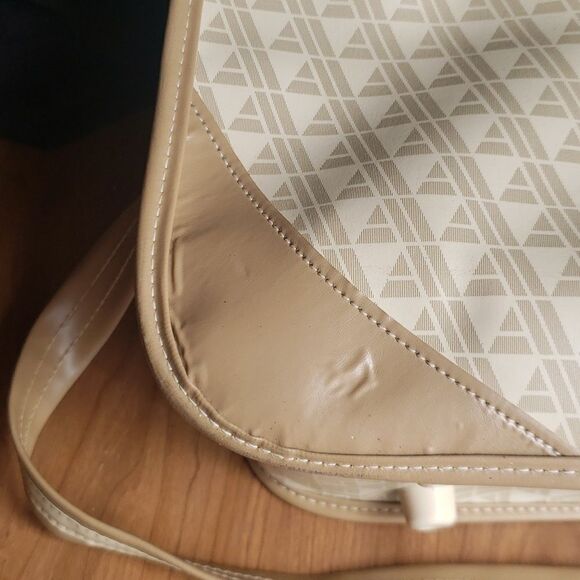 Vintage 1970s Large Vinyl Avon Rep Demo Sample Bag Satchel with Nail Enamel Case - Picture 13 of 14